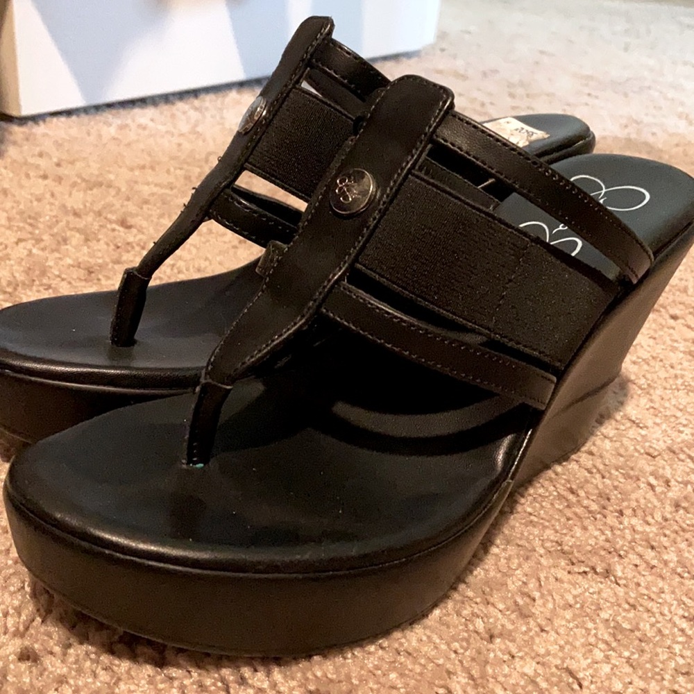 Jessica Simpson black wedges size 7 1/2